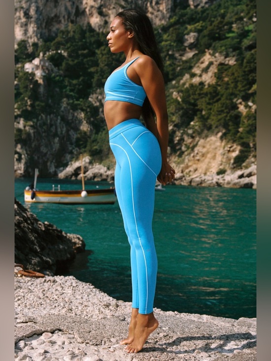 ALO Yoga Pants - Alo Airbrush High Waist Heart Throb Leggings Azure Blue size Medium NWT
